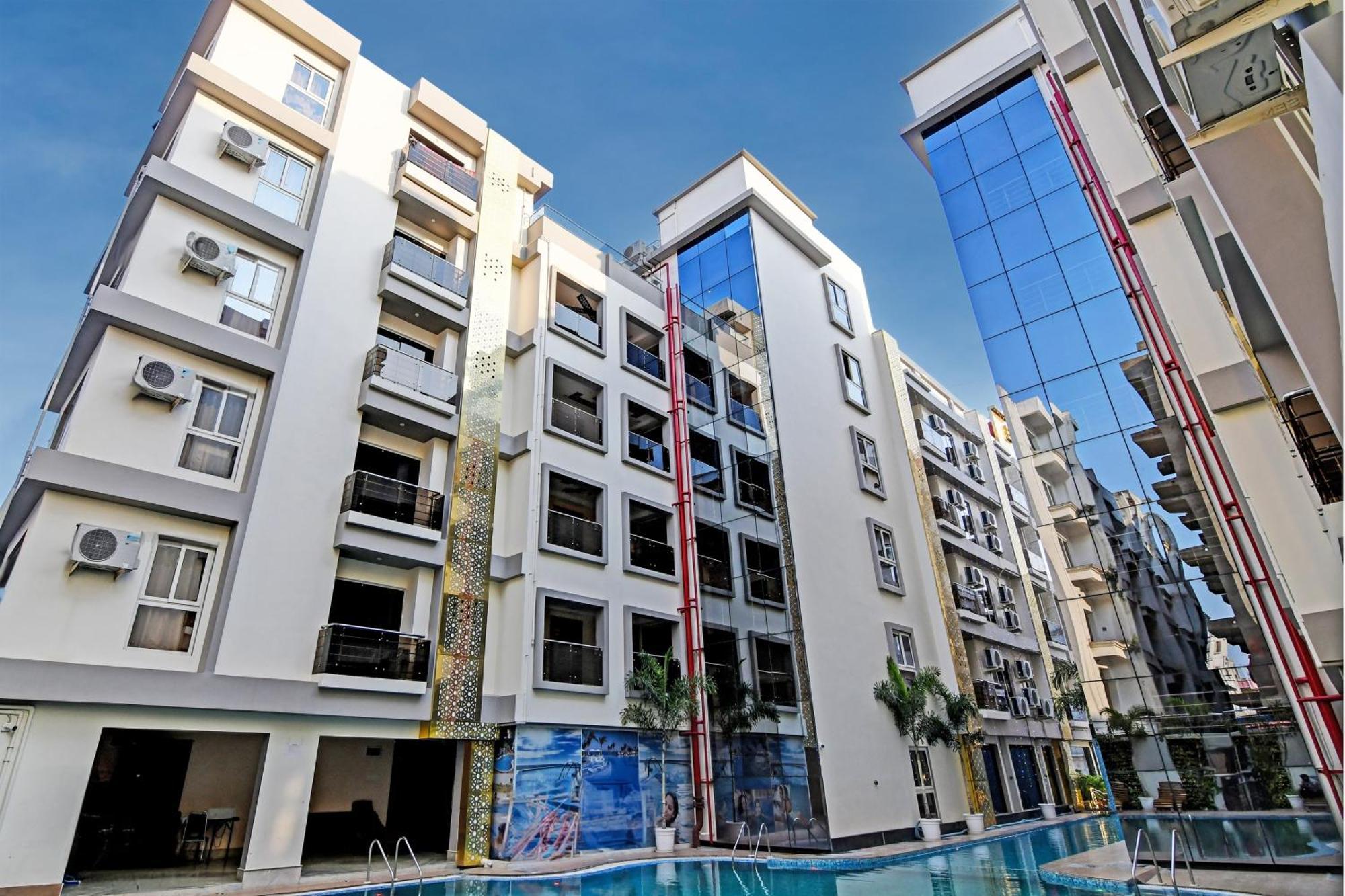 Townhouse The Grand Touch & The Royal Touch Hotel Digha  Ngoại thất bức ảnh