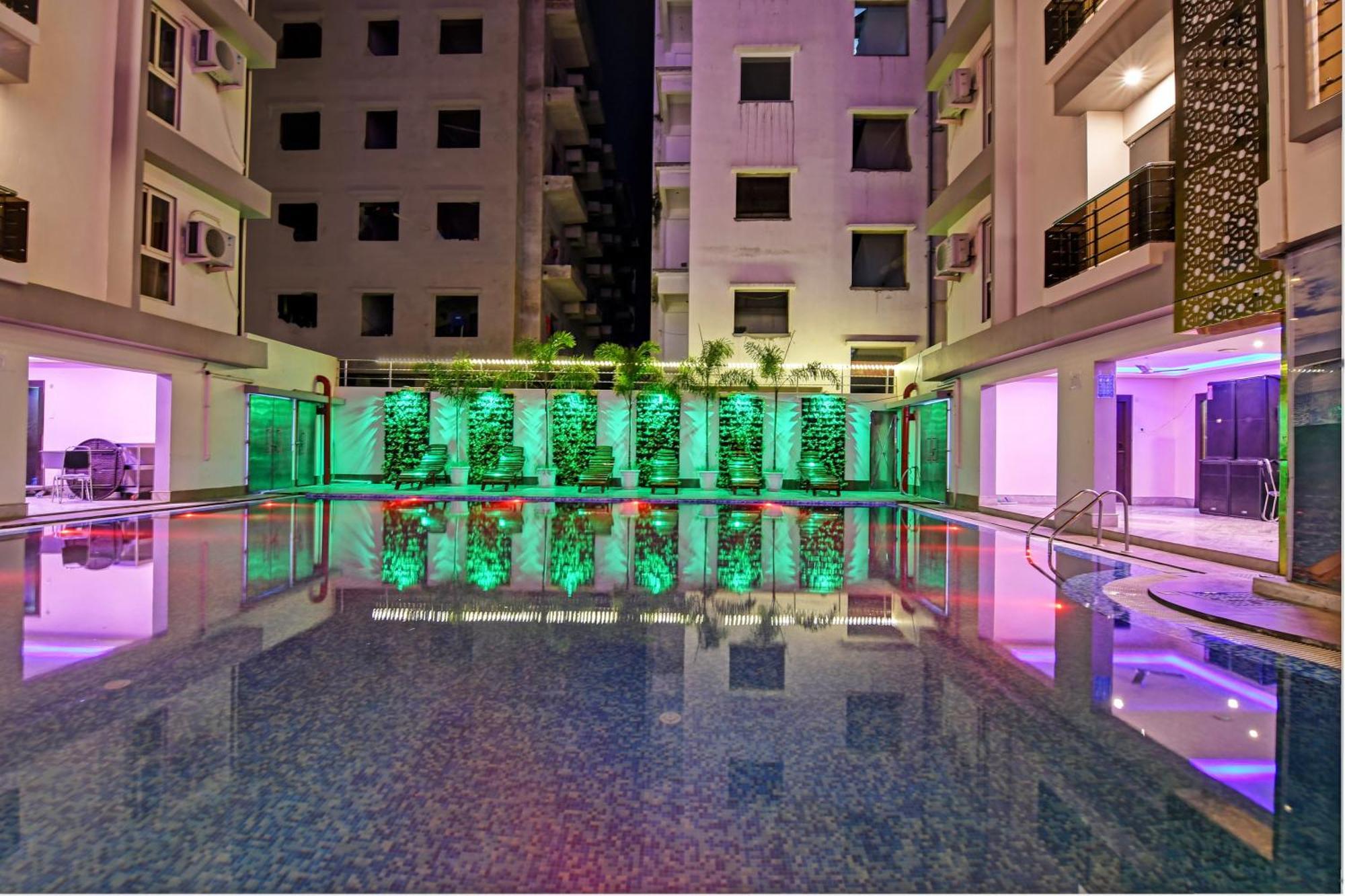 Townhouse The Grand Touch & The Royal Touch Hotel Digha  Ngoại thất bức ảnh