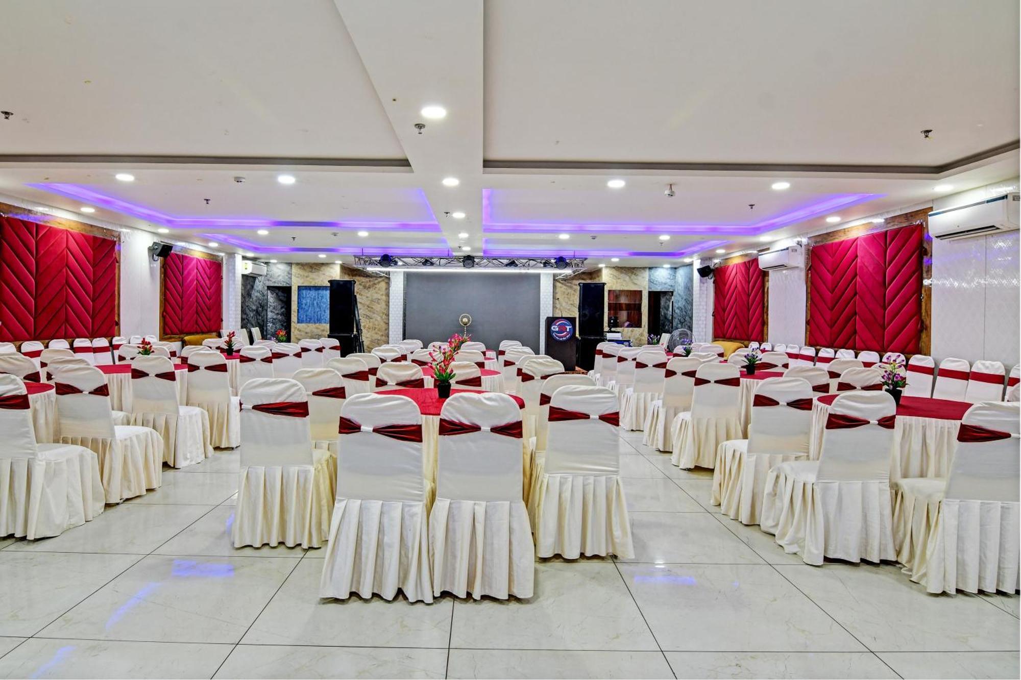 Townhouse The Grand Touch & The Royal Touch Hotel Digha  Ngoại thất bức ảnh