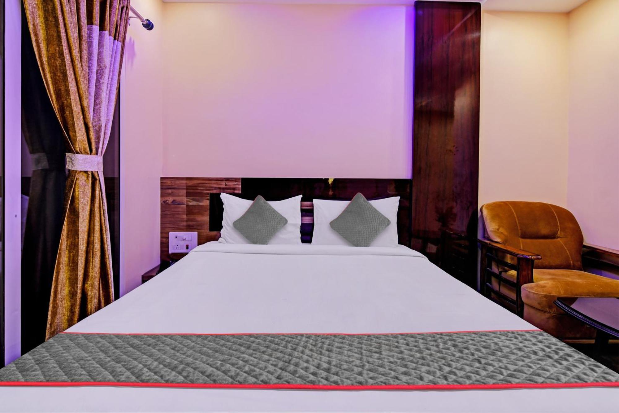 Townhouse The Grand Touch & The Royal Touch Hotel Digha  Ngoại thất bức ảnh