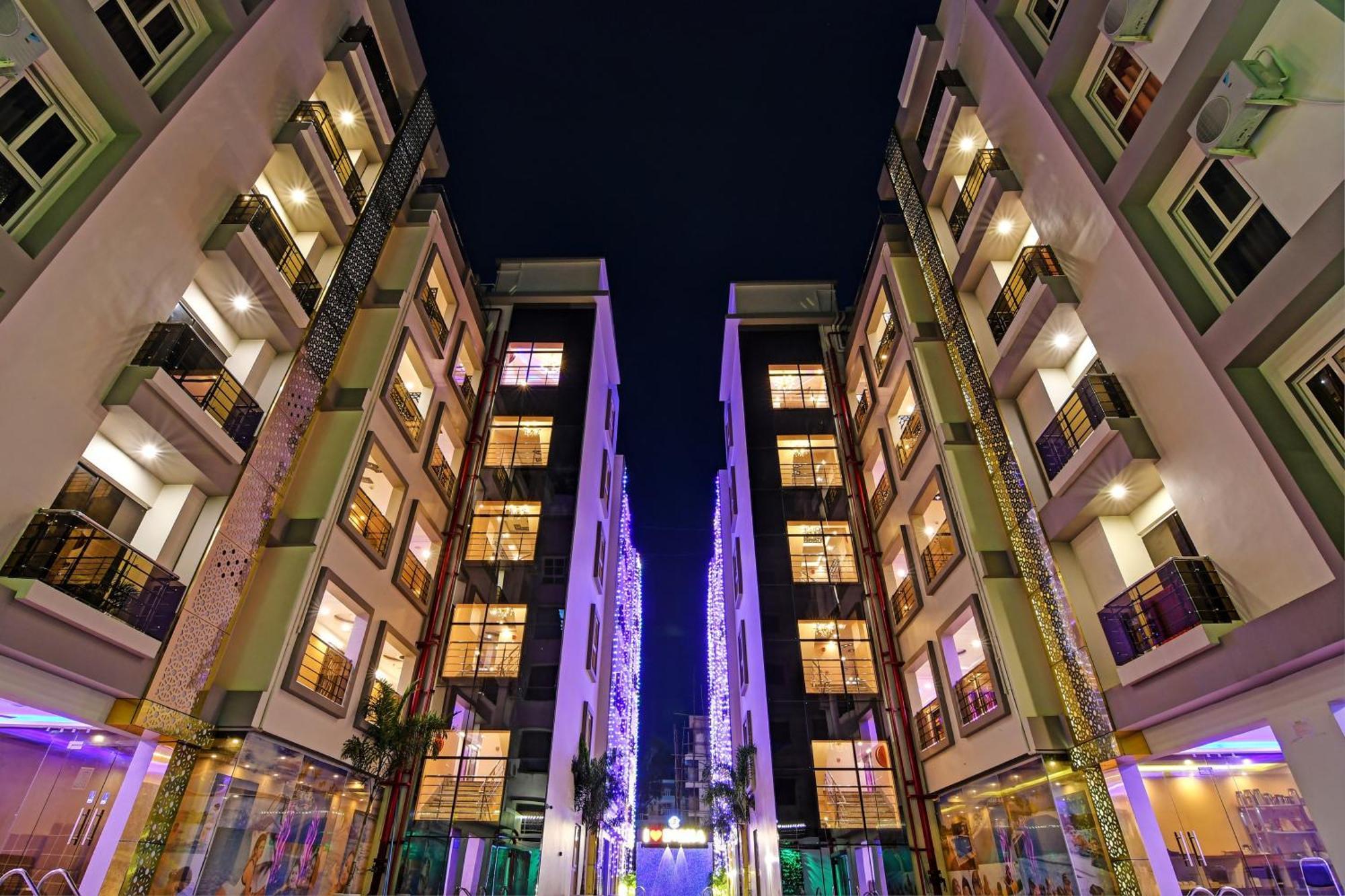 Townhouse The Grand Touch & The Royal Touch Hotel Digha  Ngoại thất bức ảnh