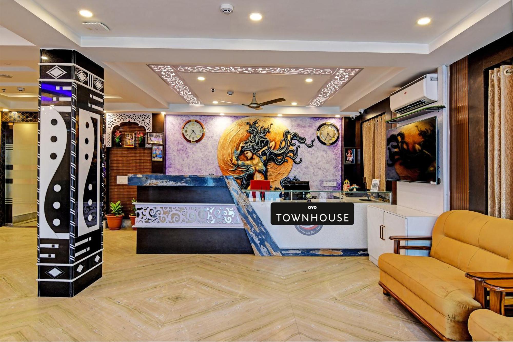 Townhouse The Grand Touch & The Royal Touch Hotel Digha  Ngoại thất bức ảnh