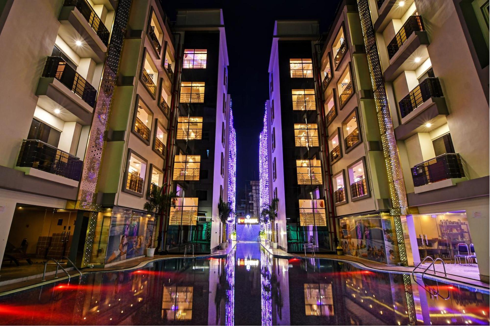 Townhouse The Grand Touch & The Royal Touch Hotel Digha  Ngoại thất bức ảnh