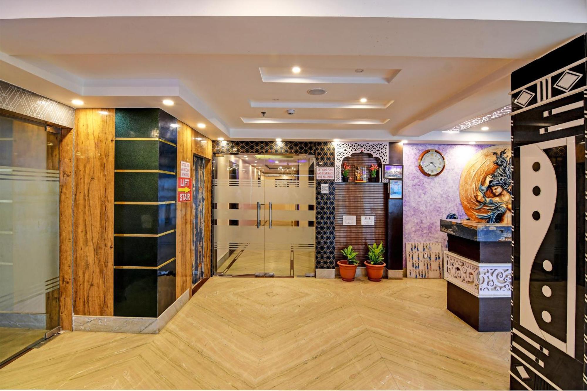 Townhouse The Grand Touch & The Royal Touch Hotel Digha  Ngoại thất bức ảnh